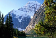 直播平台-CLG逆转DK，ShowMaker制霸全场：解码传奇瞬间的电竞魅力